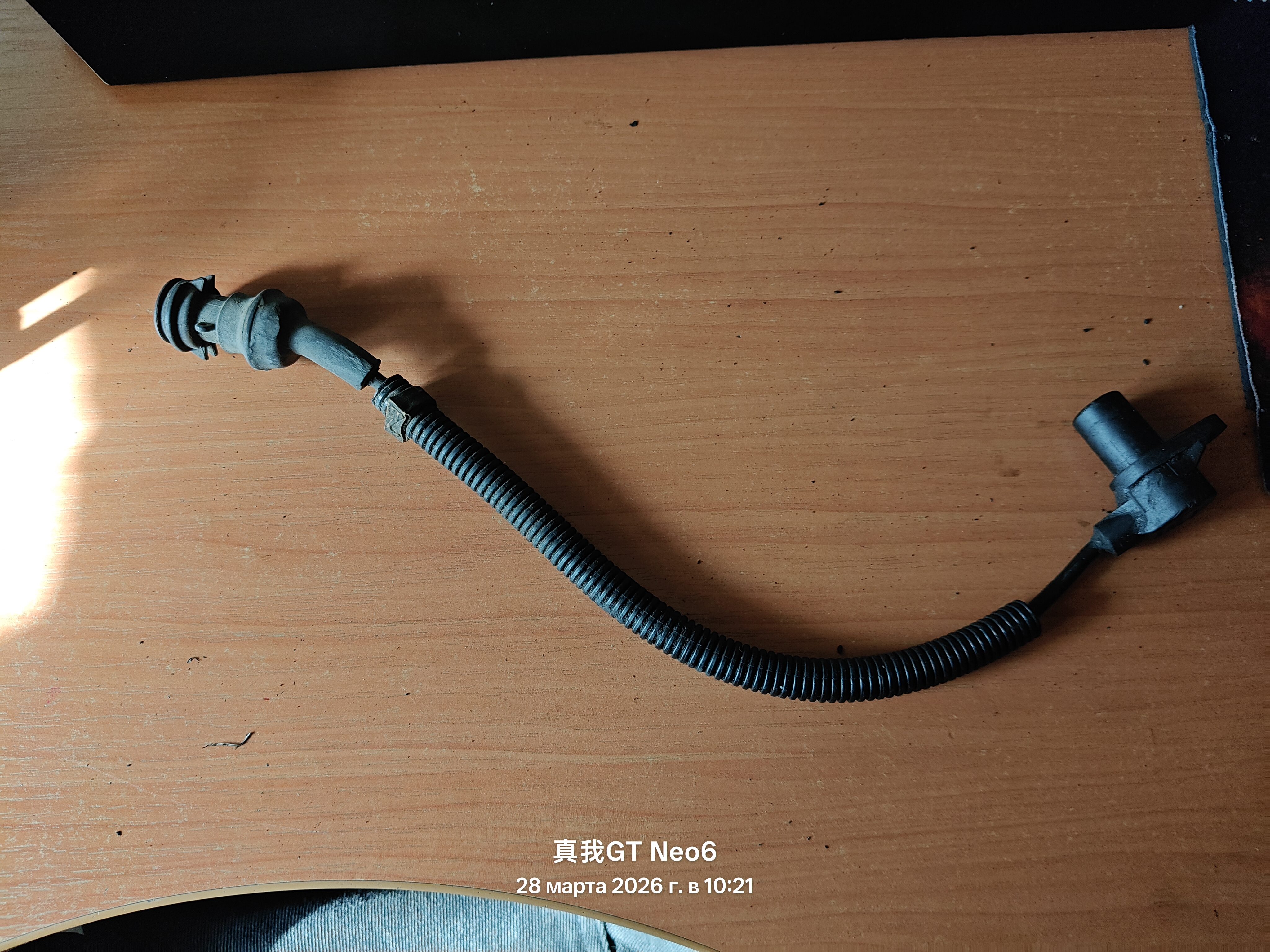 Датчик положения коленчатого вала Daf CF II, Man TGA,TGM II, F2000, TGS 0281002271 51271200009